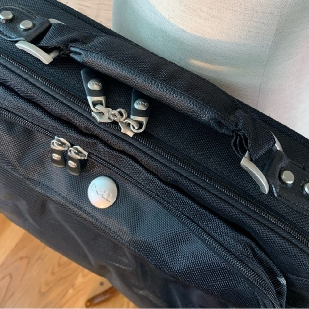 Dell black computer bag. - Picture 5 of 13
